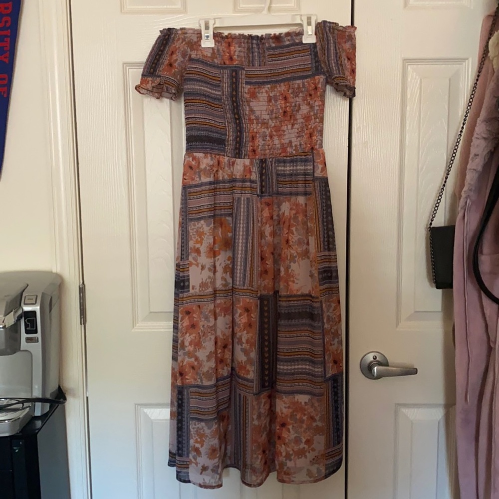 Xhileration patterned flowy midi dress